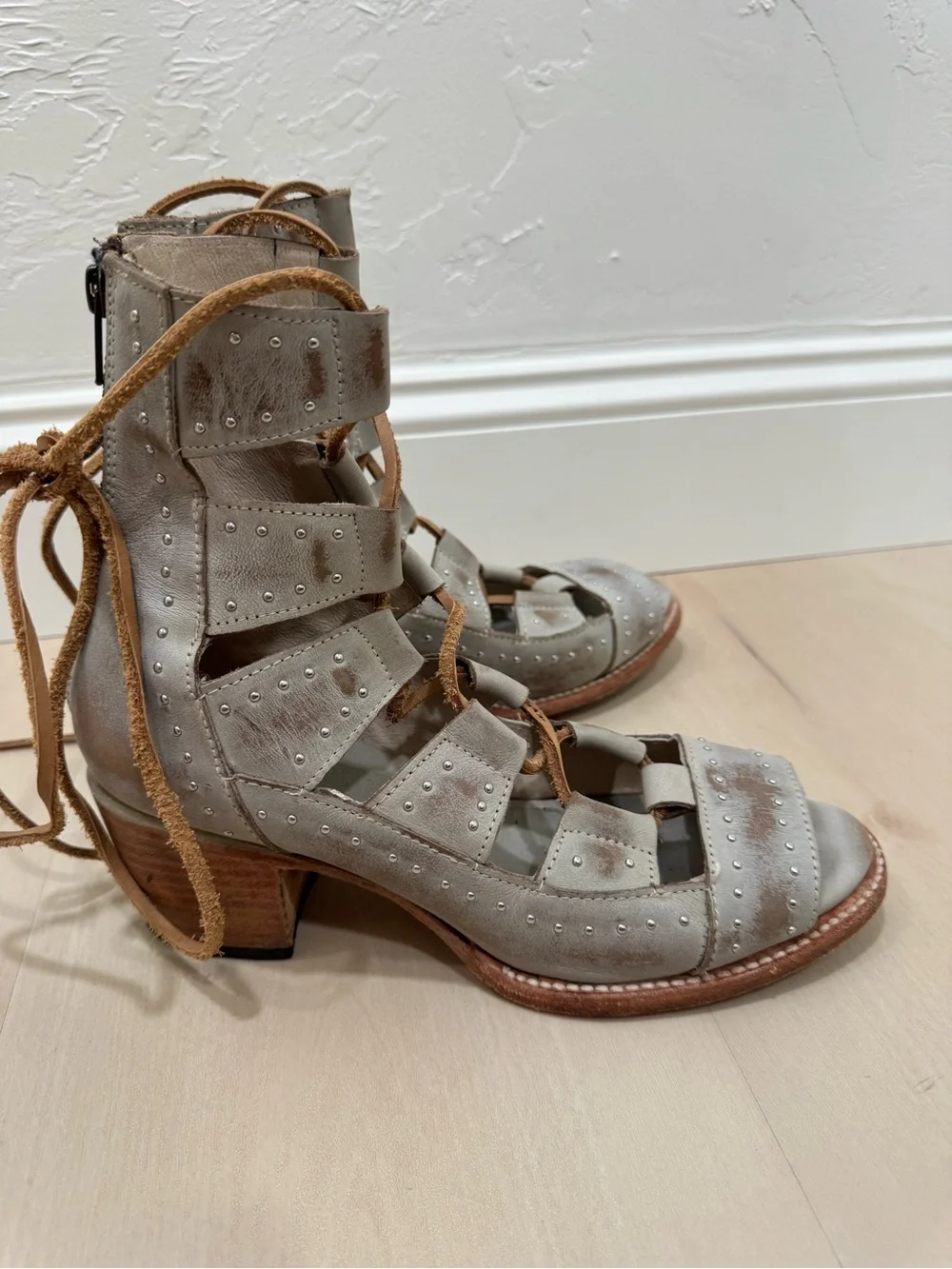 Freebird Hazel Gladiator Ice Sandals Studded Leather Western Boho Women's 10